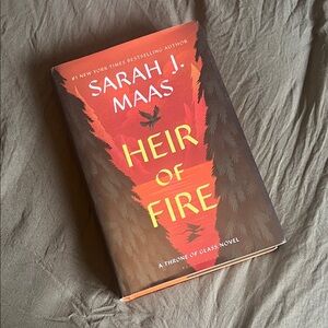 Heir of Fire by Sarah J. Maas - Hardcover Edition